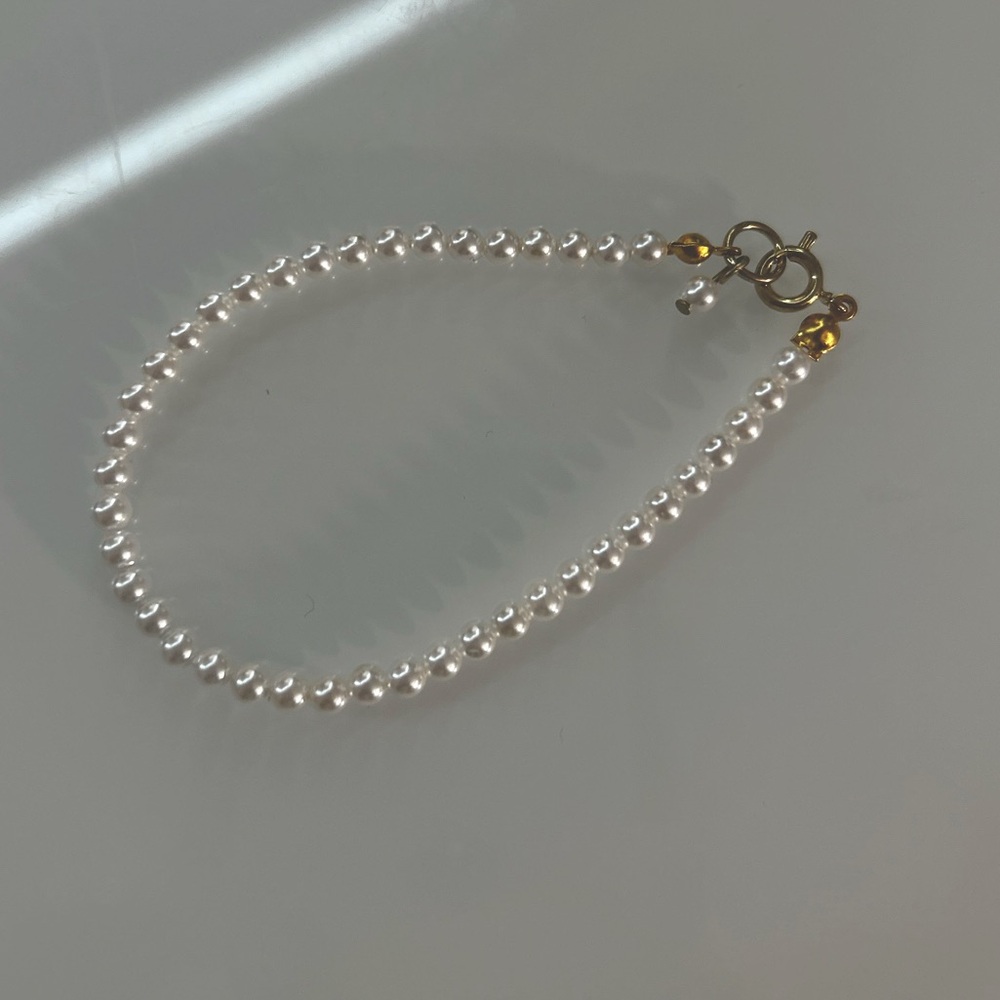 Pearl Bracelet - Picture 2 of 2